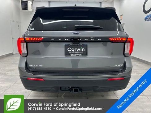 New 2026 Ford Explorer Active image 4