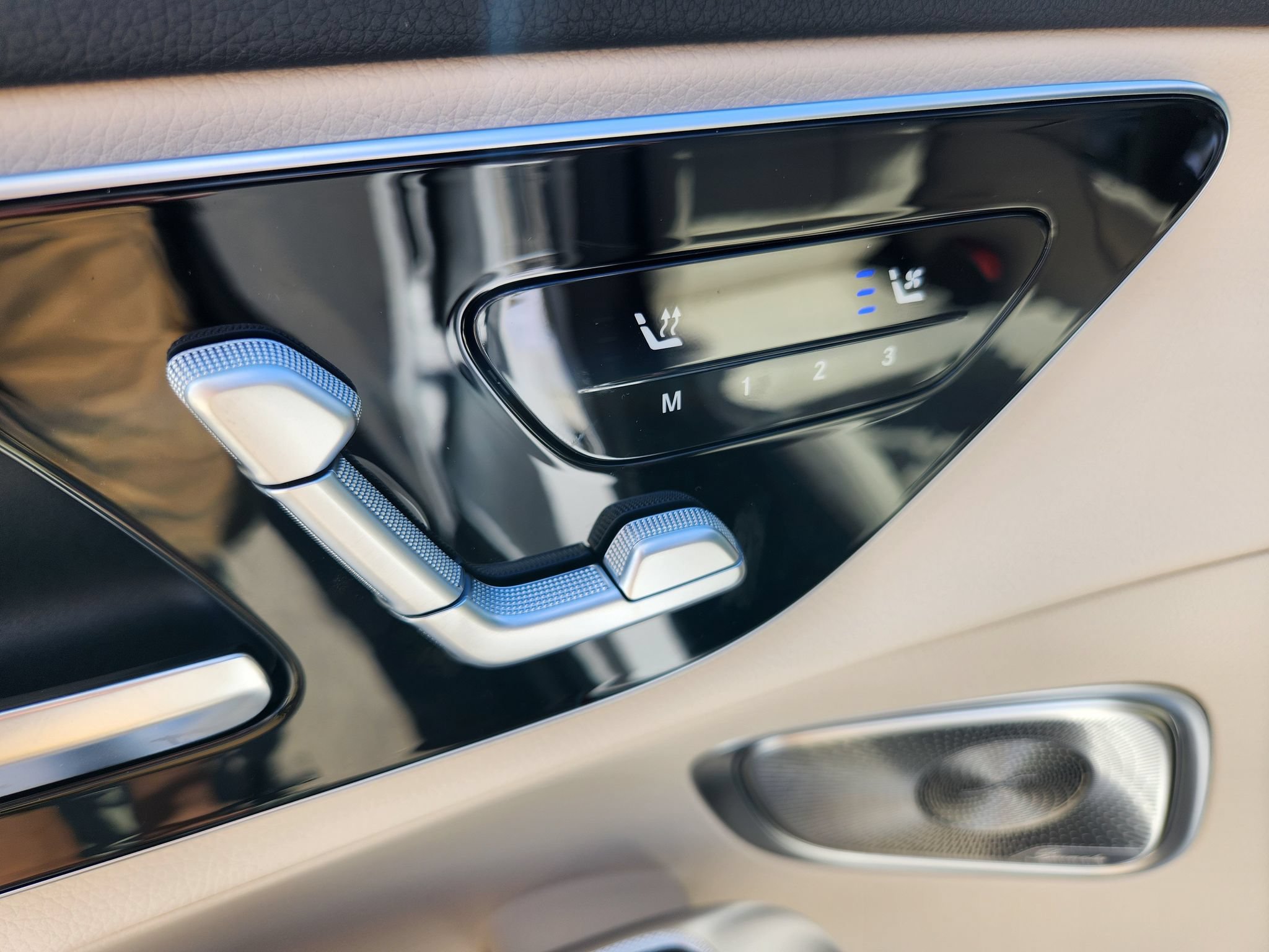 New 2027 Mercedes-Benz GLC 300 4MATIC image 19