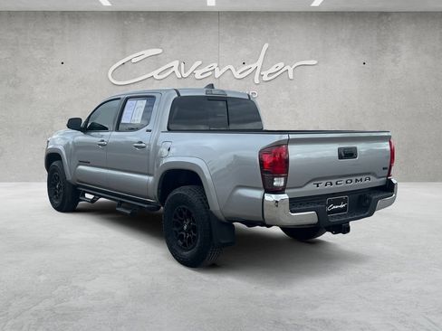 Used 2021 Toyota Tacoma SR5 RWD image 14