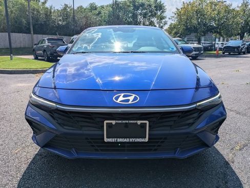 Used 2024 Hyundai Elantra SEL FWD image 9