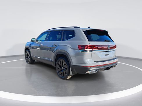 New 2026 Volkswagen Atlas SE image 5
