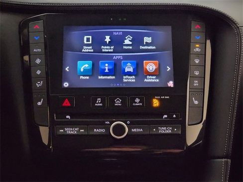 Used 2019 INFINITI QX50 Luxe w/ Navigation Package image 19