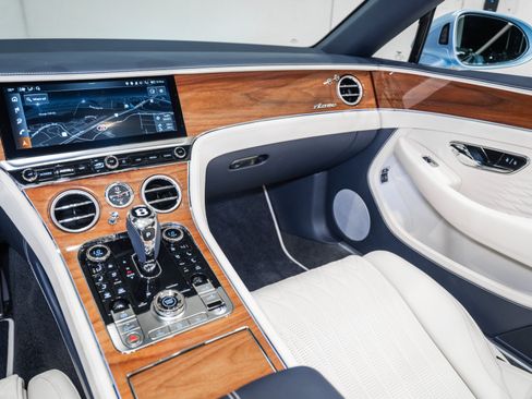New 2026 Bentley Continental GTC AWD/4WD image 26