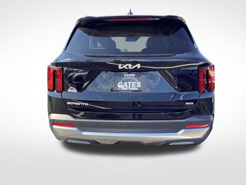 Used 2025 Kia Sorento EX AWD/4WD image 9