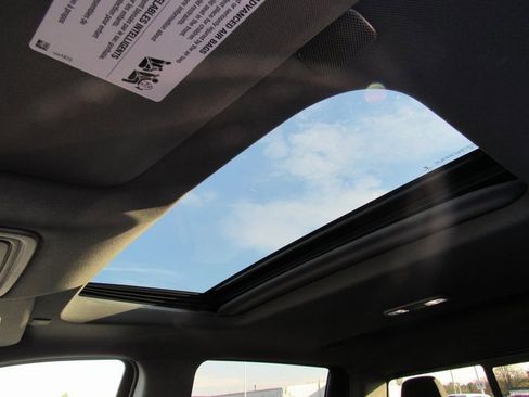 Used 2022 Chevrolet Silverado 1500 RST w/ Convenience Package II image 22