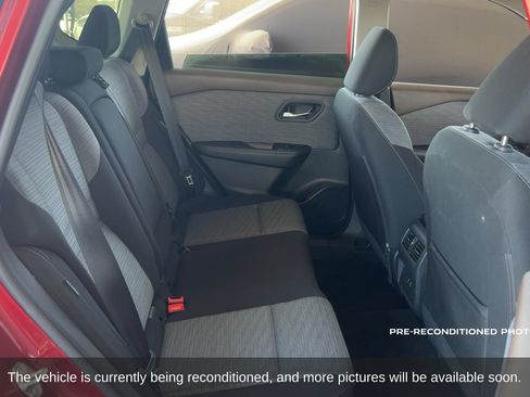 Used 2023 Nissan Rogue SV FWD image 15