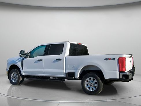 Certified 2024 Ford F250 XLT image 18