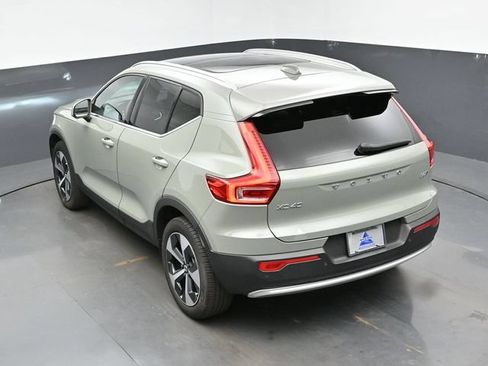 Used 2023 Volvo XC40 B5 Plus w/ Protection Package Premier AWD/4WD image 21