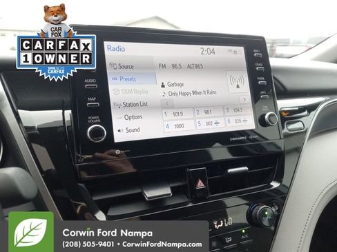 Used 2024 Toyota Camry SE image 16