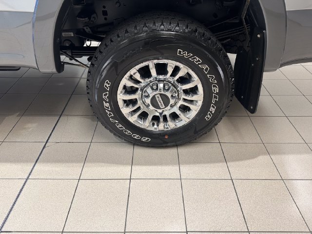 Used 2022 Ford F350 Lariat w/ Chrome Package AWD/4WD image 28