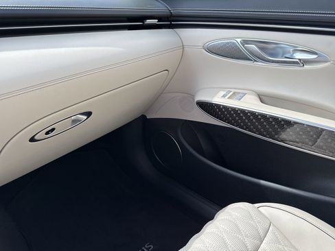 Used 2024 Genesis GV70 3.5T Sport w/ Sport Prestige Package image 29