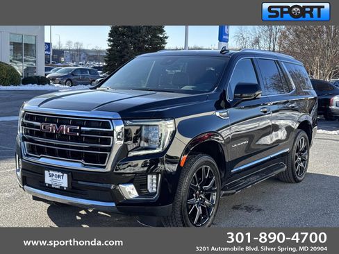 Used 2024 GMC Yukon SLT w/ SLT Luxury Package image 1