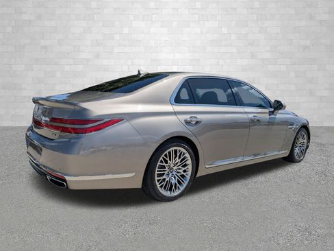 Used 2021 Genesis G90 5.0 Ultimate RWD image 2