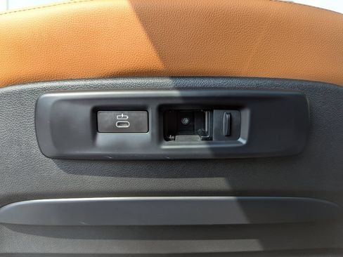 Used 2022 BMW X7 xDrive40i w/ Luxury Seating Package AWD/4WD image 48