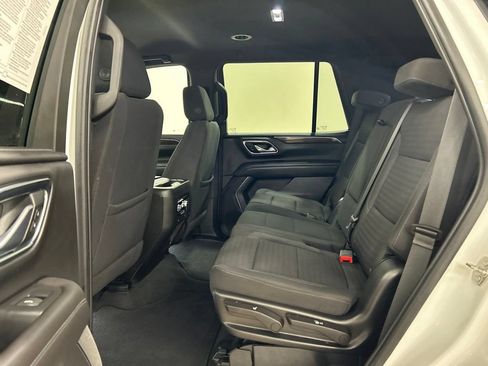 Used 2023 GMC Yukon SLE w/ Gmc Pro Safety Plus Package AWD/4WD image 26