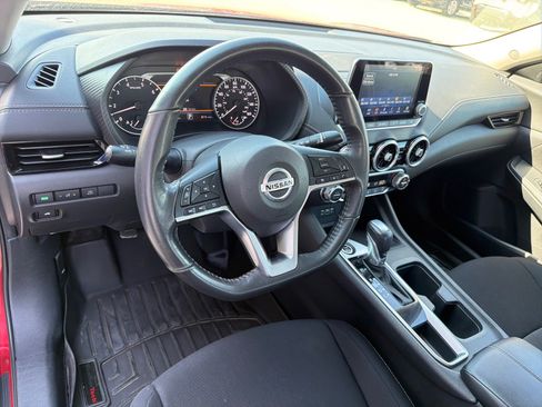 Used 2021 Nissan Sentra SV FWD image 13