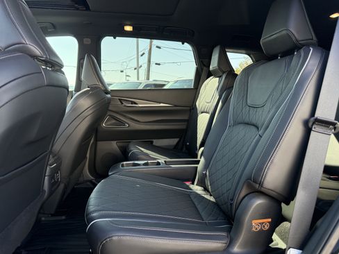 Certified 2025 INFINITI QX60 Autograph w/ Cargo Package image 14