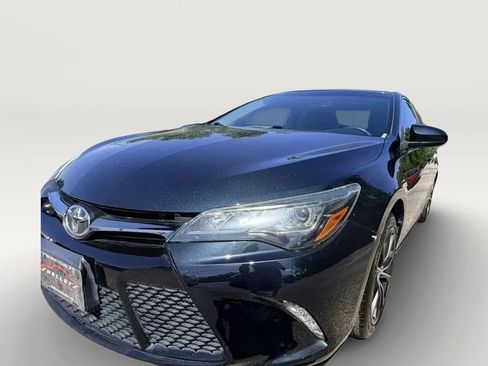 Used 2015 Toyota Camry XSE FWD image 5