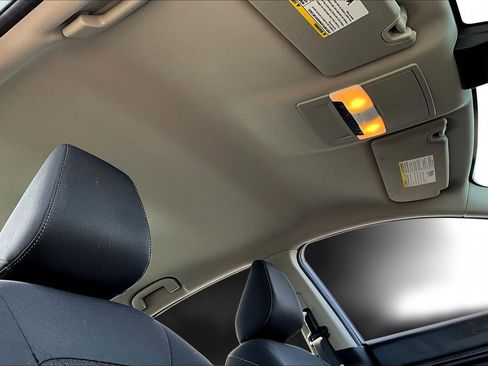 Used 2024 Nissan Altima 2.5 SV image 27