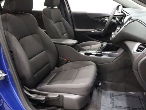 Used 2023 Chevrolet Malibu LT image 16