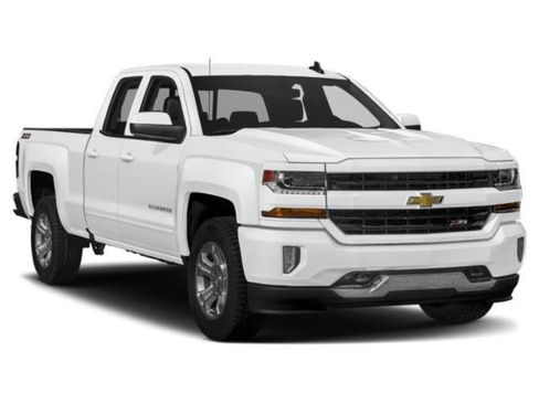 Used 2019 Chevrolet Silverado 1500 W/T w/ WT Convenience Package AWD/4WD image 9