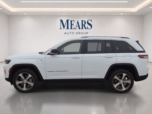 Used 2022 Jeep Grand Cherokee Limited 4xe AWD/4WD image 2