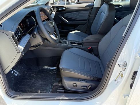 New 2026 Volkswagen Jetta SEL image 3