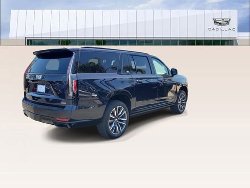 Certified 2024 Cadillac Escalade ESV Sport w/ Touring Package AWD/4WD image 8