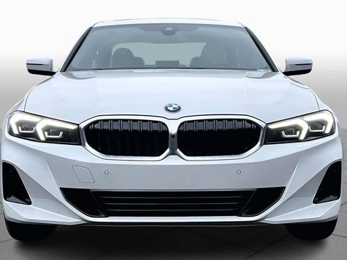Certified 2024 BMW 330i Sedan w/ Premium Package image 3