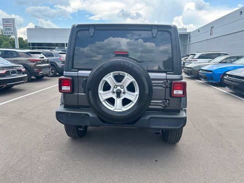 Used 2021 Jeep Wrangler Unlimited Sport AWD/4WD image 6