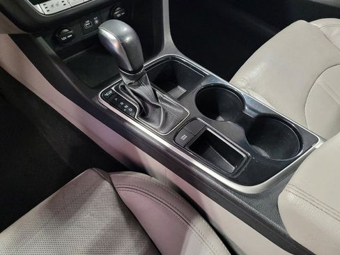 Used 2018 Hyundai Sonata Limited image 26