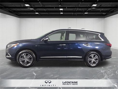 Used 2019 INFINITI QX60 Luxe w/ Essential Package image 2