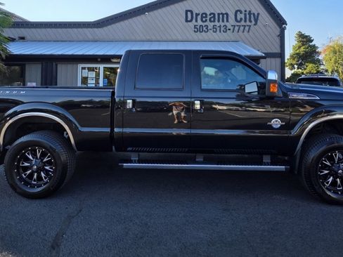 Used 2014 Ford F350 Platinum image 2