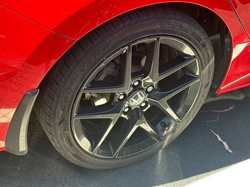 Used 2024 Honda Civic Sport image 4