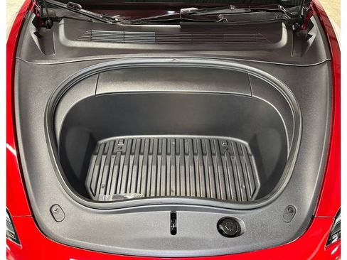 Used 2024 Tesla Model 3 Standard Range RWD image 4