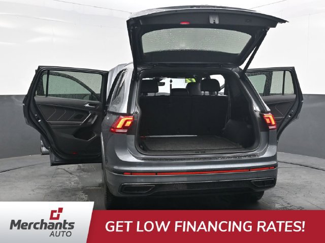 Used 2022 Volkswagen Tiguan SE R-Line AWD/4WD image 46