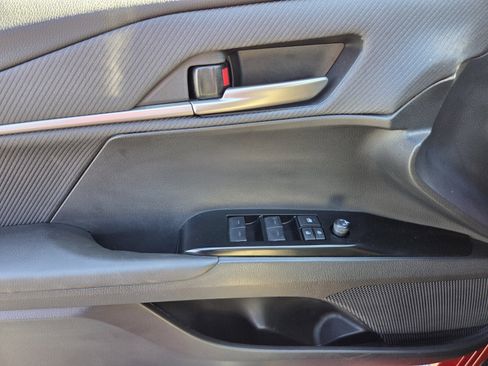 Certified 2025 Toyota Camry SE w/ Convenience Package image 25