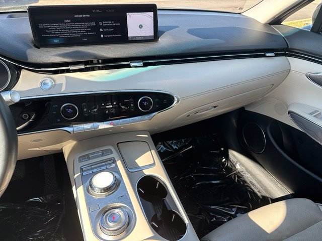 Used 2022 Genesis GV70 2.5T w/ Advanced Package AWD/4WD image 18
