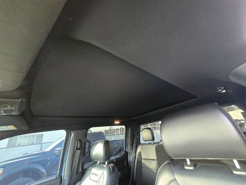 Used 2020 Ford F150 Raptor w/ Equipment Group 802A Luxury image 10