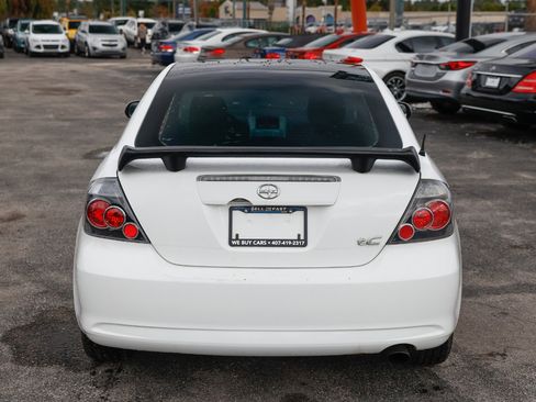 Used 2009 Scion tC image 9