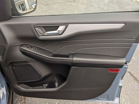 New 2025 Ford Escape Base w/ PHEV Premium Package image 36