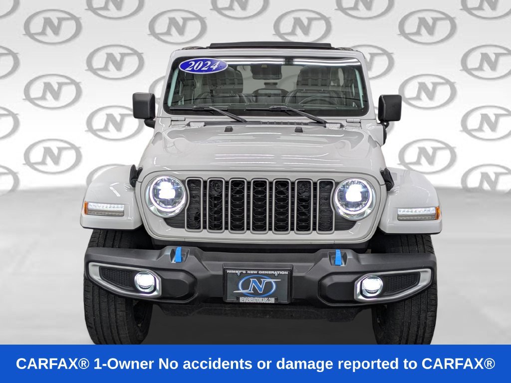 Used 2024 Jeep Wrangler Unlimited Sahara AWD/4WD image 22