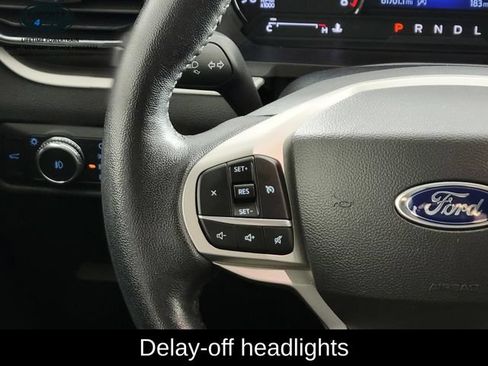 Certified 2021 Ford Explorer XLT w/ Equipment Group 202A AWD/4WD image 30