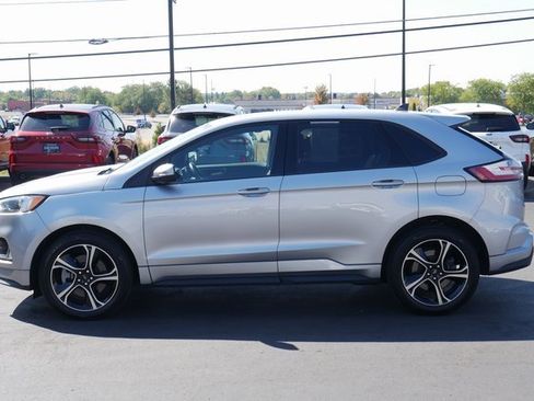 Used 2022 Ford Edge ST image 6