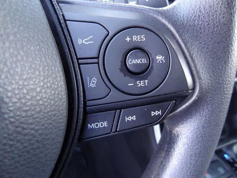 Used 2023 Toyota RAV4 XLE image 17