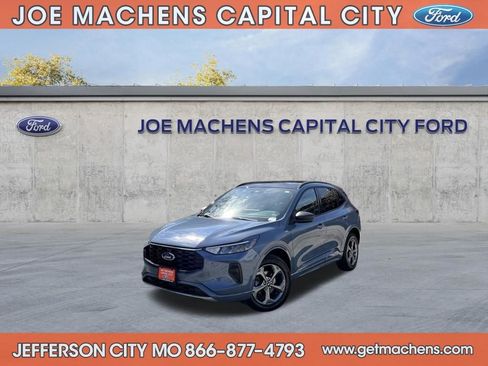 Used 2024 Ford Escape ST-Line w/ Tech Pack #1 image 3