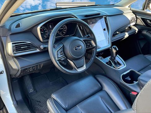Used 2020 Subaru Outback Limited image 13