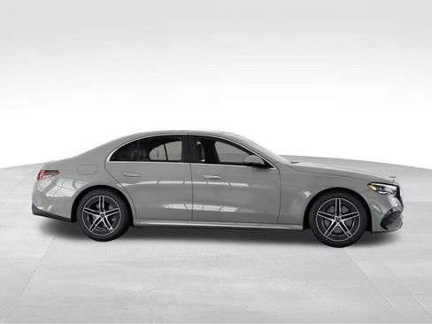 New 2026 Mercedes-Benz E 350 4MATIC Sedan image 15