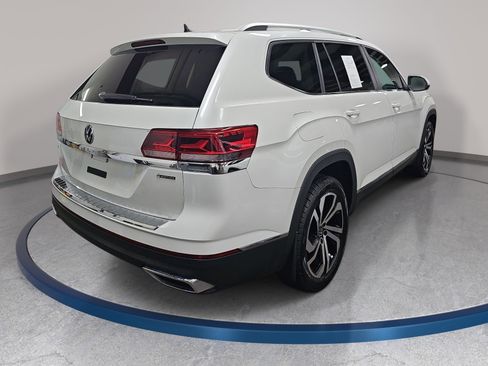 Used 2023 Volkswagen Atlas SEL AWD/4WD image 4