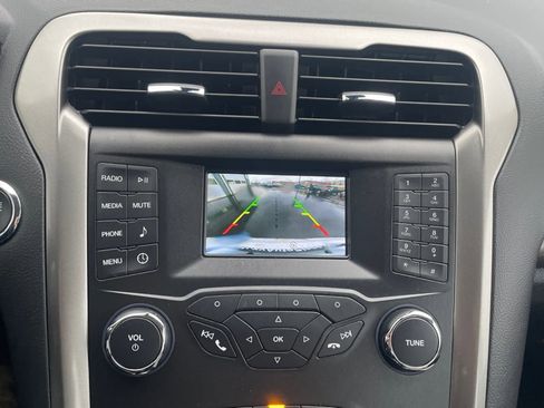 Used 2019 Ford Fusion S image 26